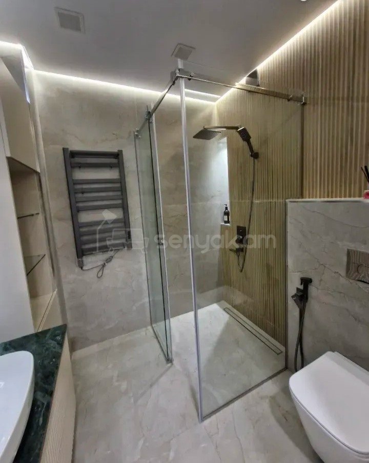 3 Սենյականոց Բնակարան Նորակառույցում, 85քմ, 7/12 հարկ, Դիզայներական Վերանորոգված, Կահավորված, Արևկող