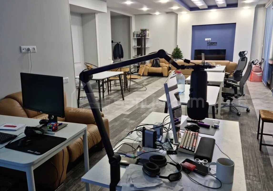 Օֆիսային Տարածք, 102քմ, Կապիտալ Վերանորոգված