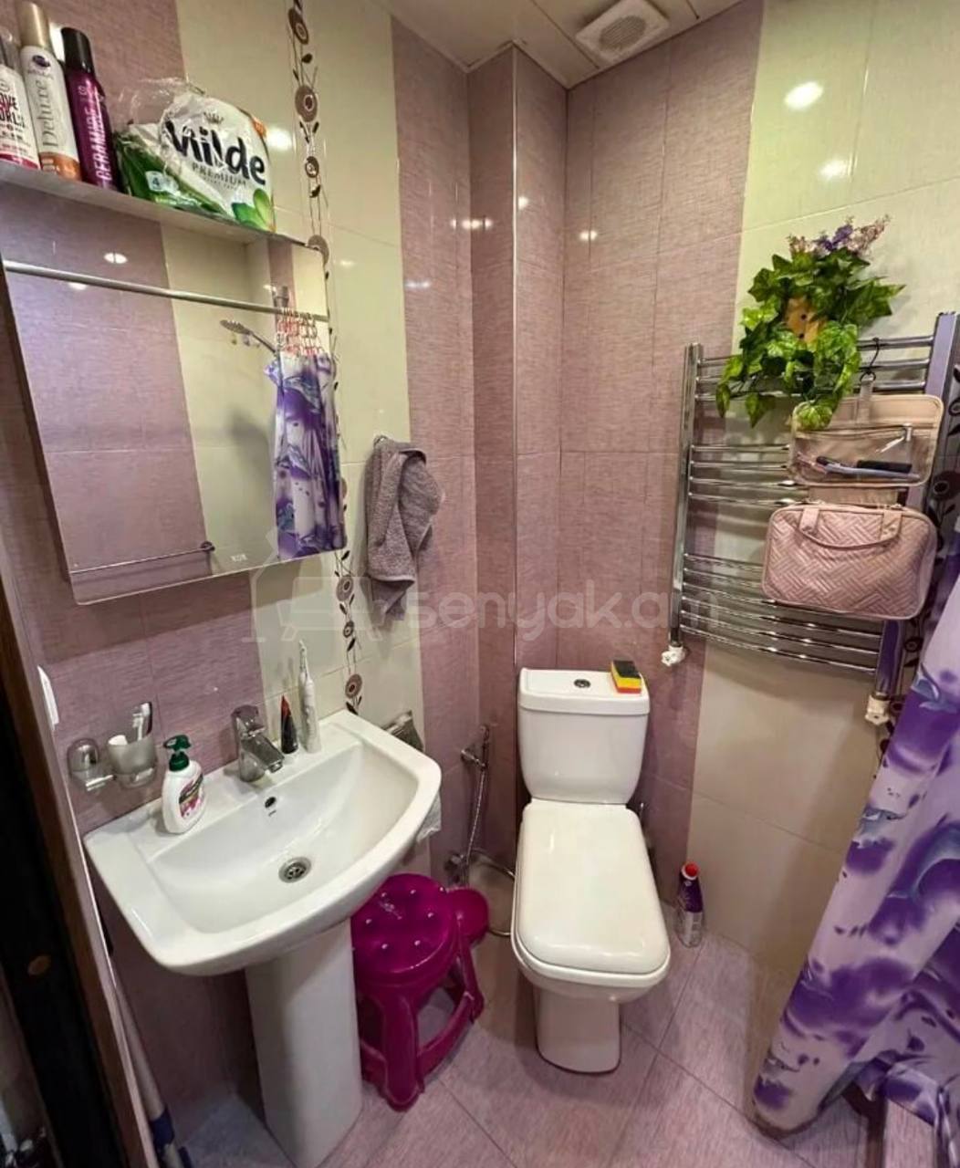 3 Սենյականոց Բնակարան Քարե Շենքում, 78քմ, 8/10 հարկ, Նորմալ Վիճակում, Կահավորված