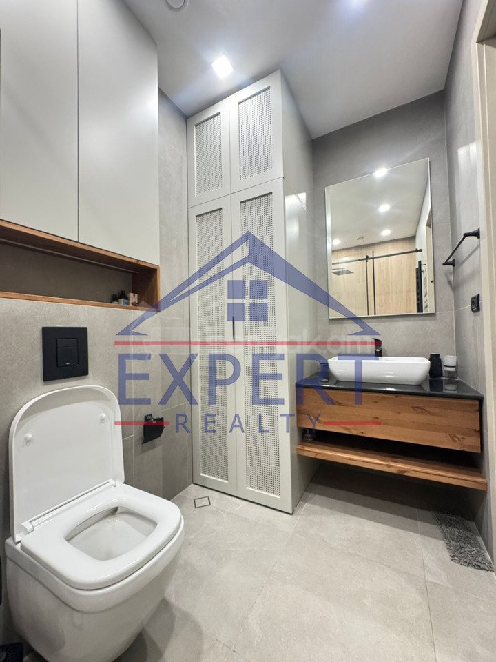 2 Սենյականոց Բնակարան Նորակառույցում, 70քմ, 5/8 հարկ, Դիզայներական Վերանորոգված, Կահավորված, Արևկող