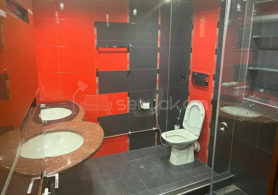 3 Սենյականոց Բնակարան, 97քմ, 7/12 հարկ, Կապիտալ Վերանորոգված