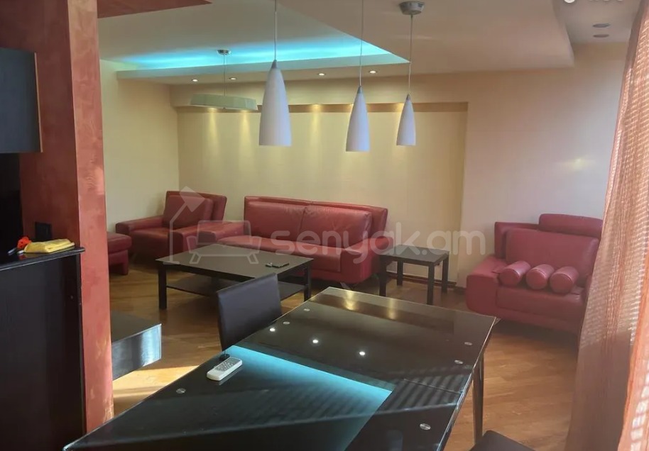 3 Սենյականոց Բնակարան, 97քմ, 7/12 հարկ, Կապիտալ Վերանորոգված