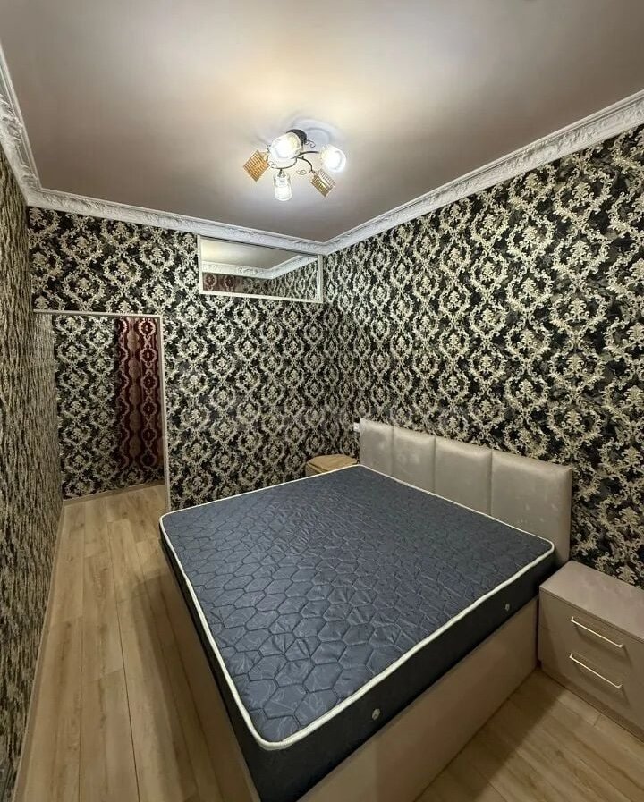 3 Սենյականոց Բնակարան Քարե Շենքում, 64քմ, 3/5 հարկ, Կապիտալ Վերանորոգված, Կահավորված