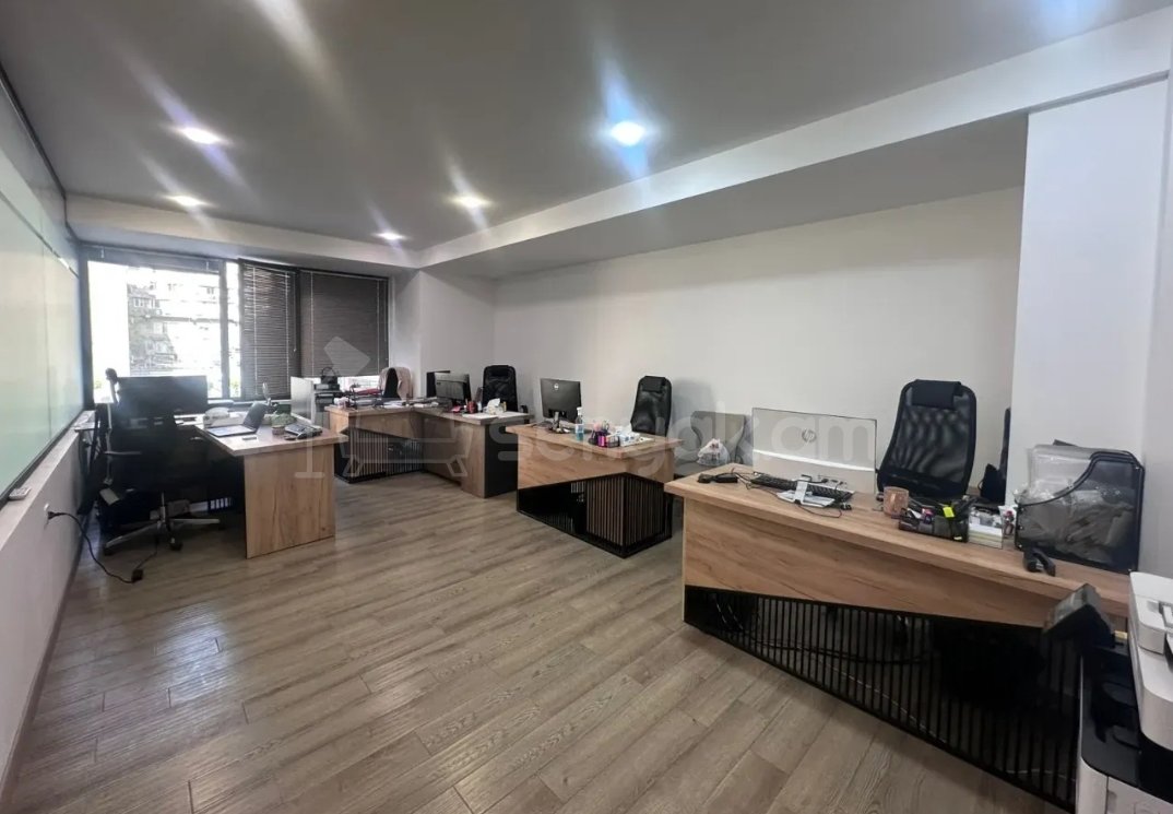 Օֆիսային Տարածք, 94քմ