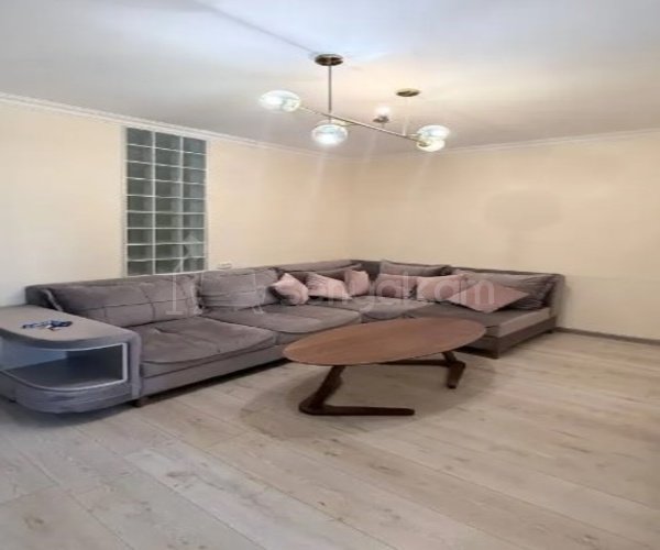 3 Սենյականոց Բնակարան Նորակառույցում, 59քմ, 8/12 հարկ, Կապիտալ Վերանորոգված