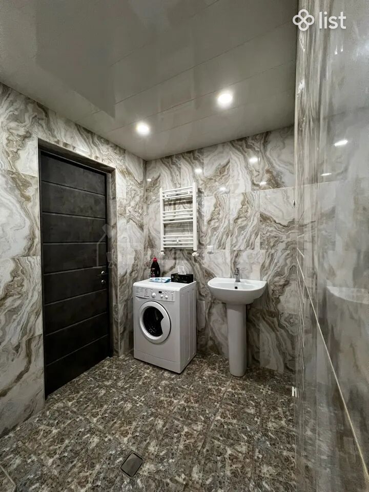 2 Սենյականոց Բնակարան, 60քմ, 5/14 հարկ, Կապիտալ Վերանորոգված