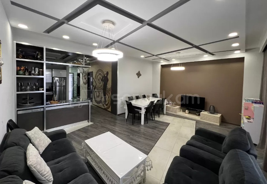 3 Սենյականոց Բնակարան Նորակառույցում, 114քմ, 8/14 հարկ, Կապիտալ Վերանորոգված