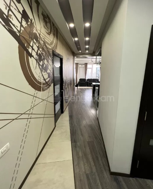 3 Սենյականոց Բնակարան Նորակառույցում, 114քմ, 8/14 հարկ, Կապիտալ Վերանորոգված