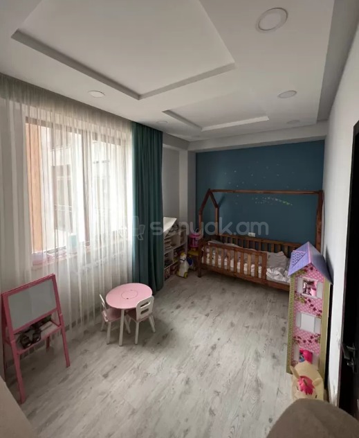 3 Սենյականոց Բնակարան Նորակառույցում, 114քմ, 8/14 հարկ, Կապիտալ Վերանորոգված