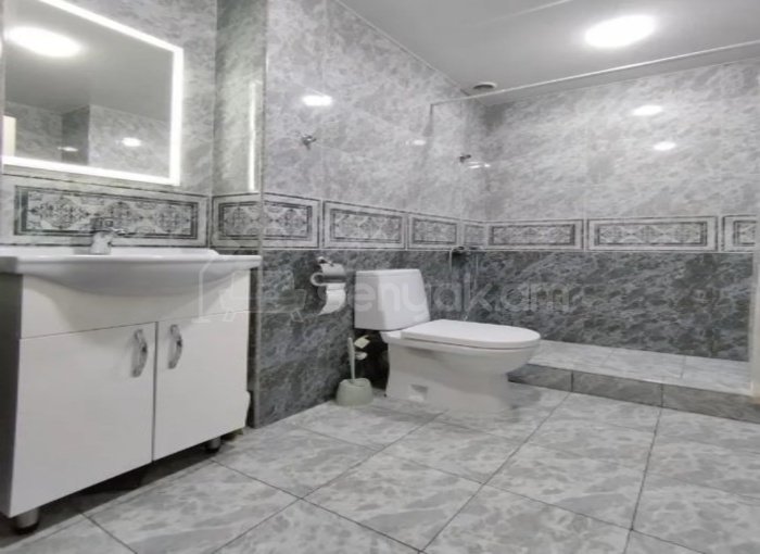 2 Սենյականոց Բնակարան, 58քմ, 10/14 հարկ, Կապիտալ Վերանորոգված, Կահավորված, Արևկող