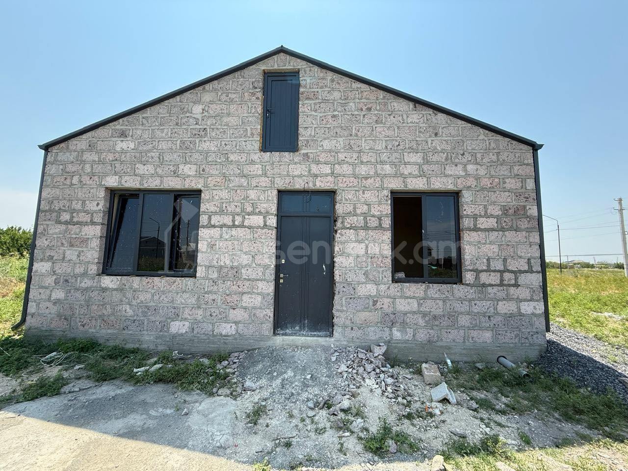 3 Սենյականոց Սեփական Տուն, 60քմ