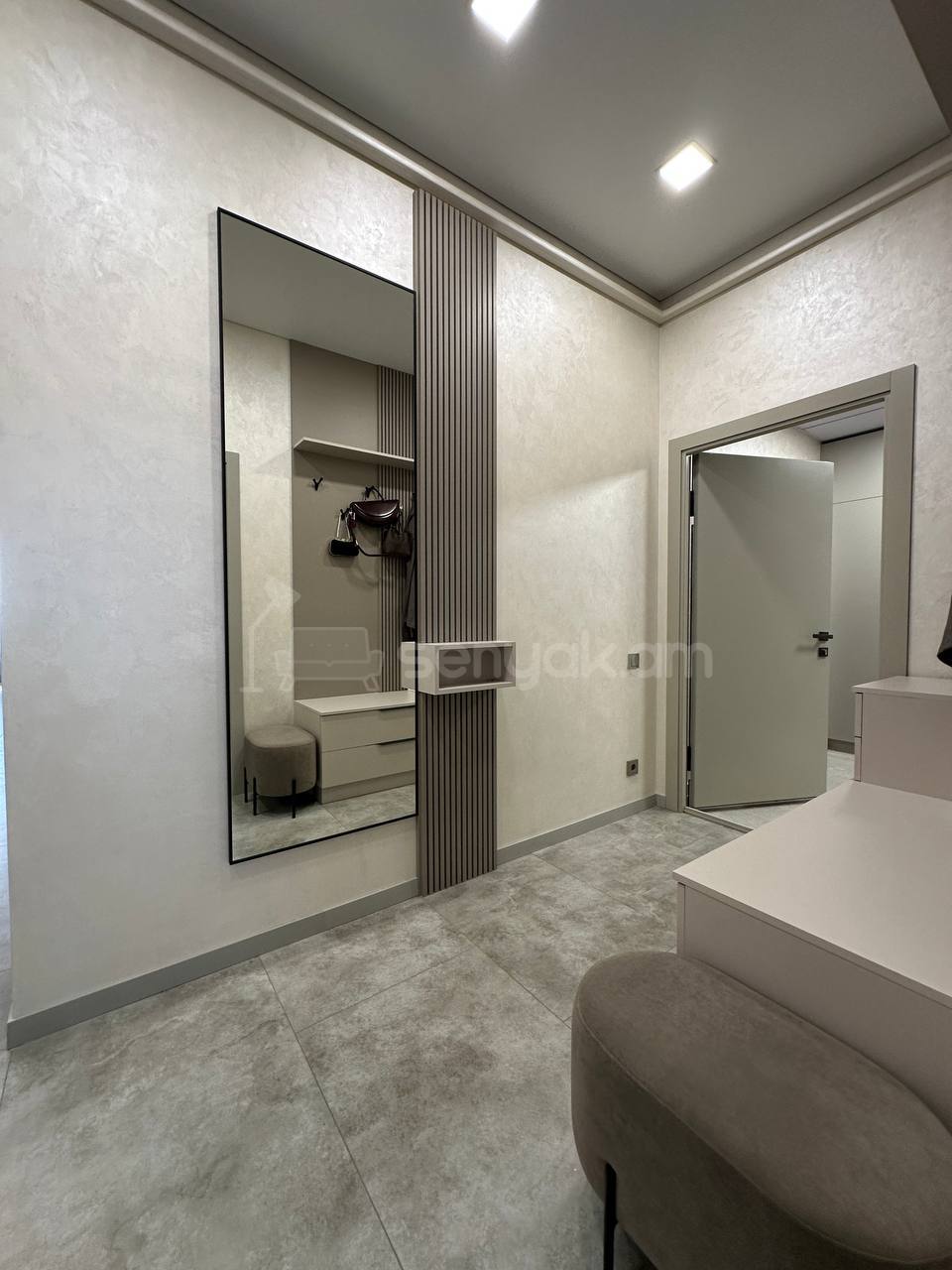 3 Սենյականոց Բնակարան Նորակառույցում, 85քմ, 7/12 հարկ, Դիզայներական Վերանորոգված, Կահավորված, Արևկող