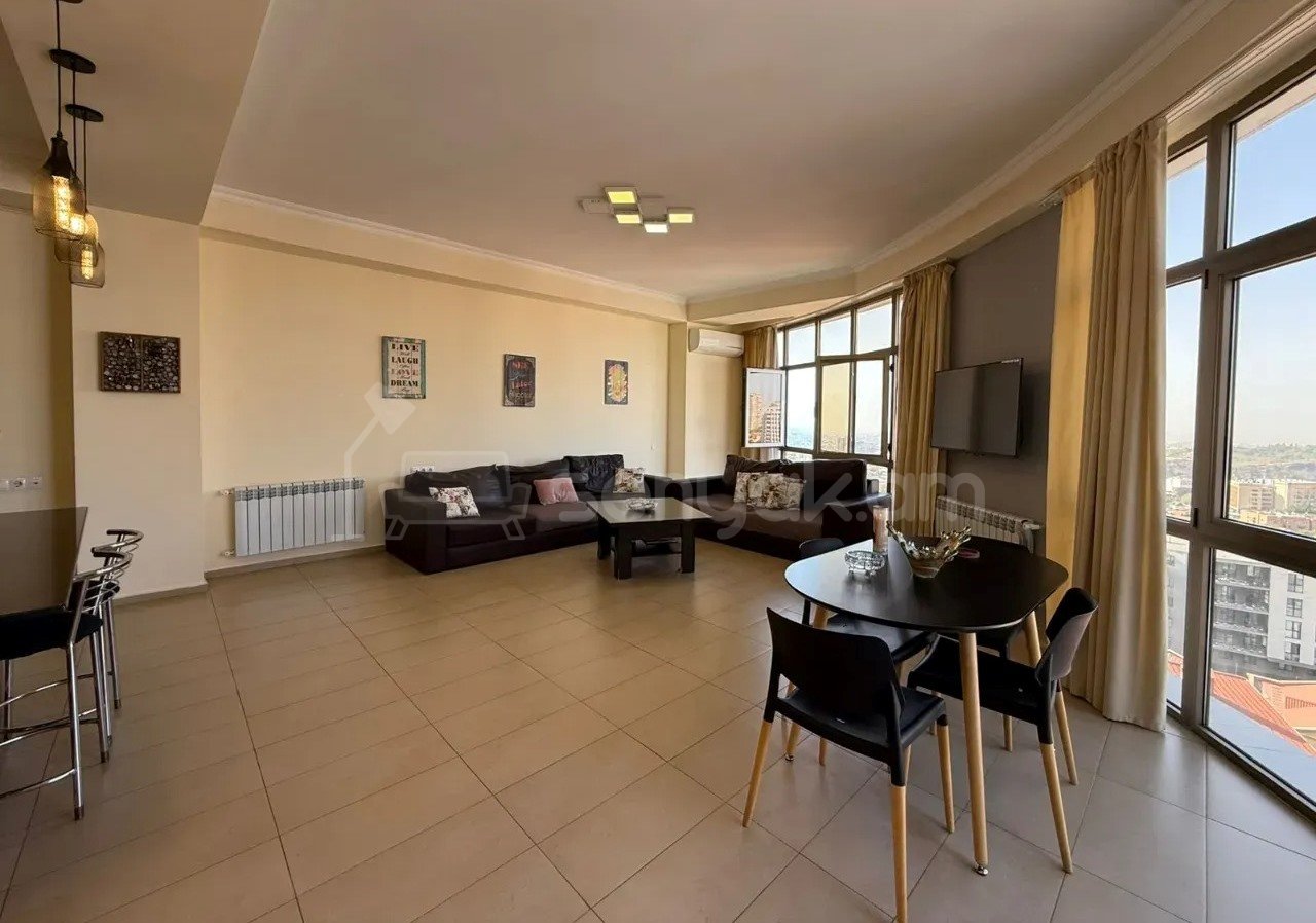 4 Սենյականոց Բնակարան Նորակառույցում, 107քմ, 10/15 հարկ, Կապիտալ Վերանորոգված