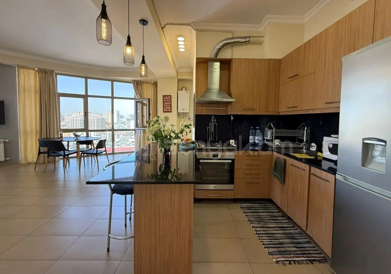 4 Սենյականոց Բնակարան Նորակառույցում, 107քմ, 10/15 հարկ, Կապիտալ Վերանորոգված