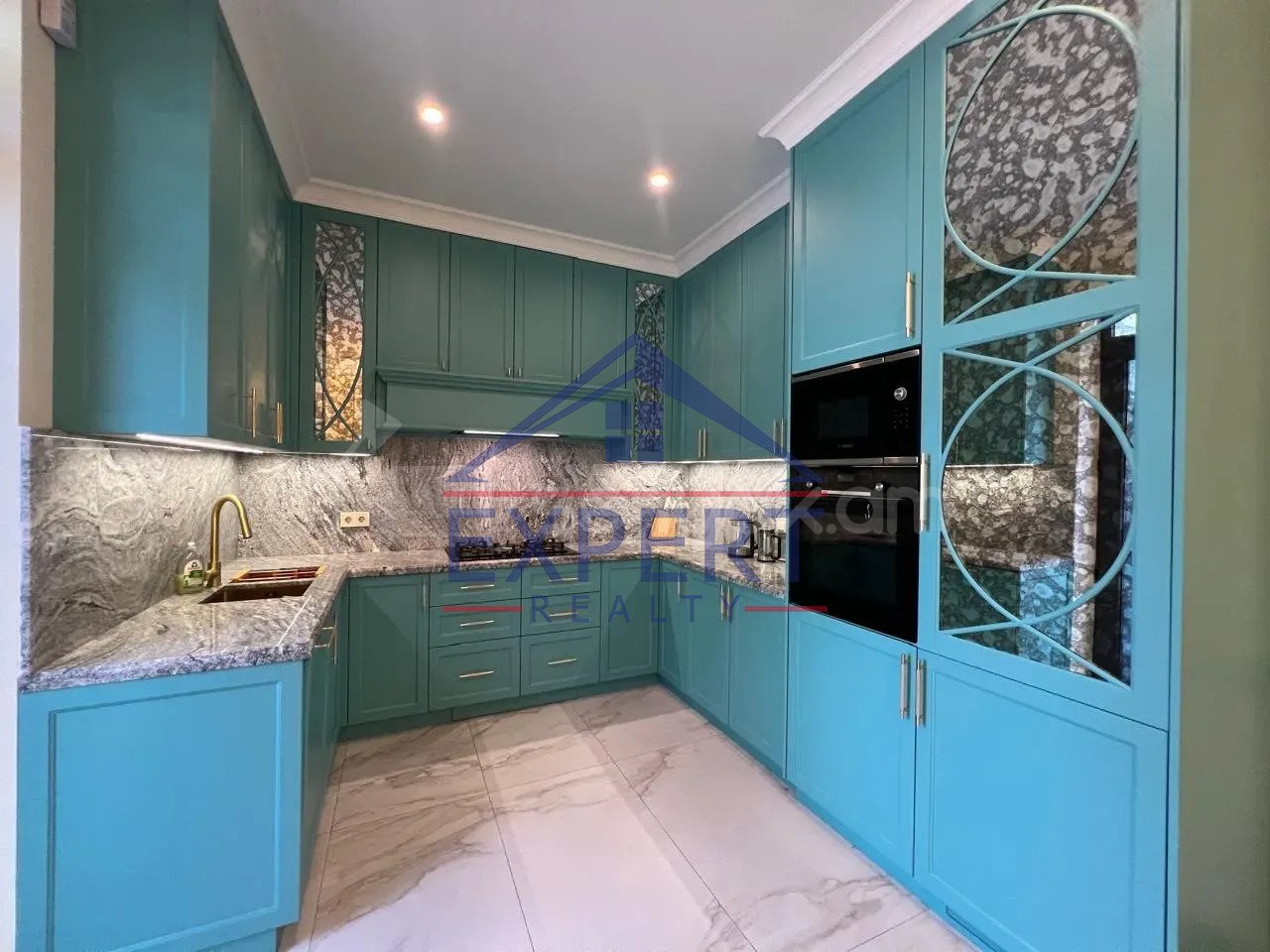 5 Սենյականոց Սեփական Տուն, 466քմ, Դիզայներական Վերանորոգված, Ավտոտնակով