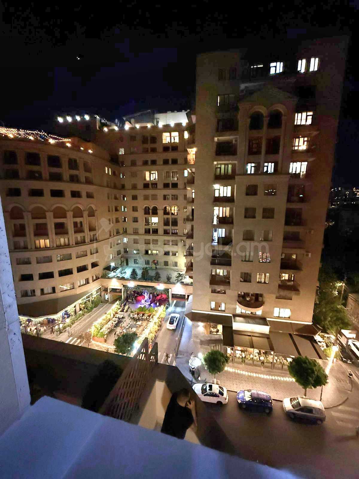 2 Սենյականոց Բնակարան Նորակառույցում, 45քմ, 7/15 հարկ, Դիզայներական Վերանորոգված