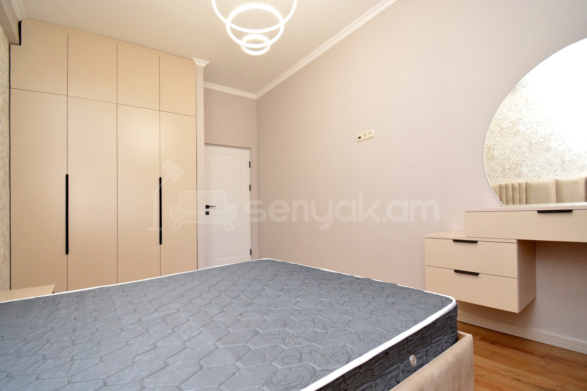 2 Սենյականոց Բնակարան Նորակառույցում, 70քմ, 7/18 հարկ, Դիզայներական Վերանորոգված, Կահավորված, Արևկող