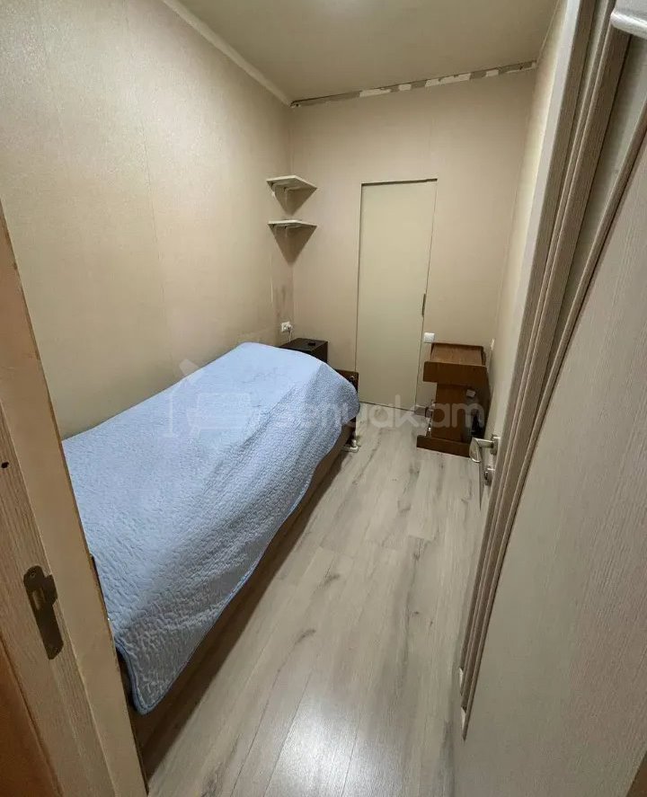 4 Սենյականոց Բնակարան Քարե Շենքում, 105քմ, 3/4 հարկ, Կոսմետիկ Վերանորոգված