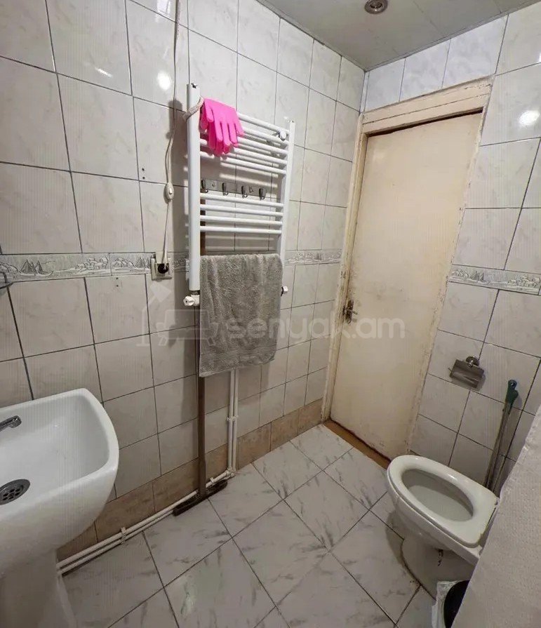 3 Սենյականոց Բնակարան, 65քմ, 1/5 հարկ, Կոսմետիկ Վերանորոգված