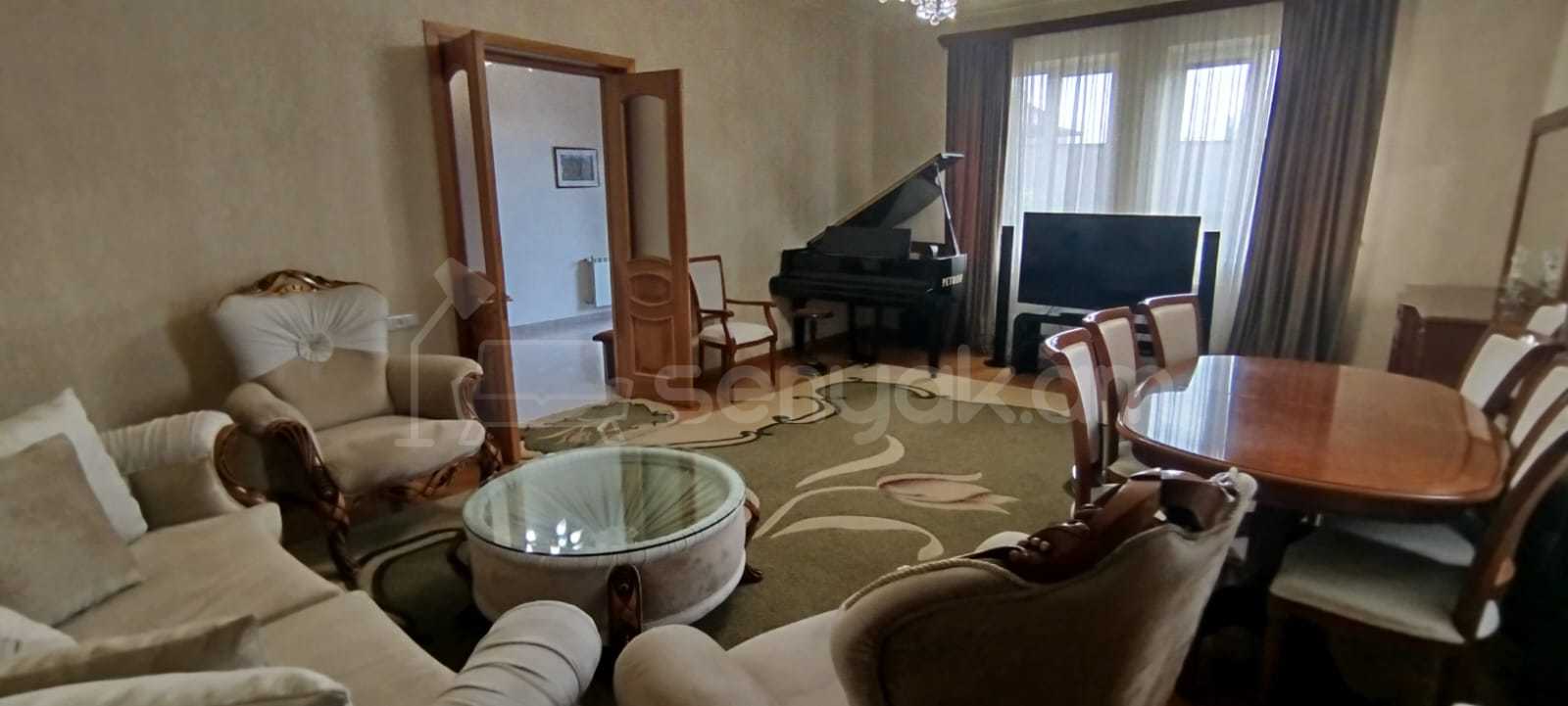 6 Սենյականոց Շքեղ Առանձնատուն, 250քմ, Լողավազանով