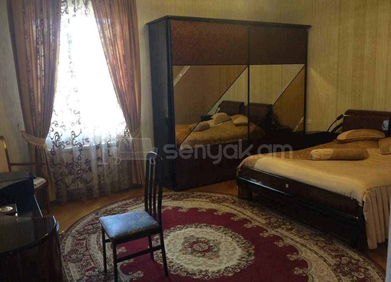 6 Սենյականոց Շքեղ Առանձնատուն, 250քմ, Լողավազանով