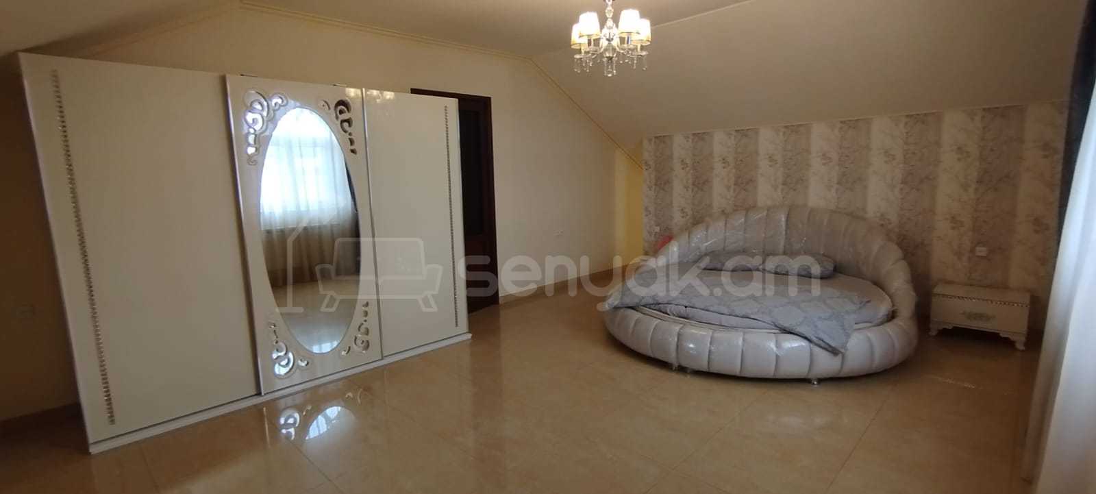 6 Սենյականոց Շքեղ Առանձնատուն, 250քմ, Լողավազանով