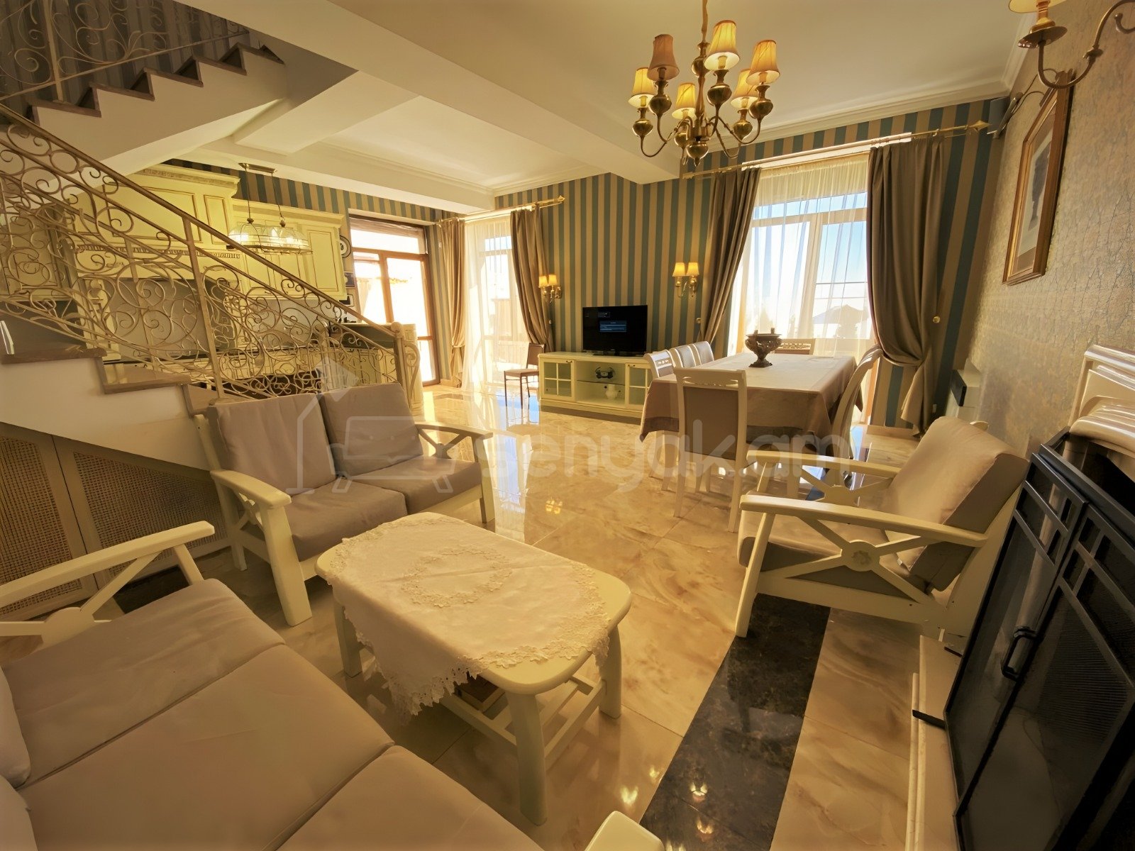 5 Սենյականոց Շքեղ Առանձնատուն, 200քմ, Լողավազանով