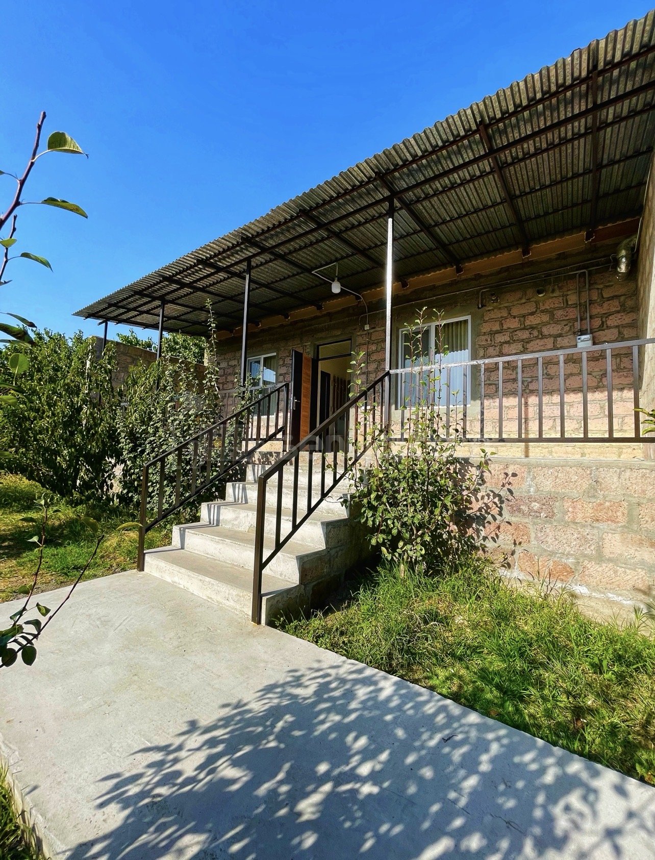 2 Սենյականոց Սեփական Տուն, 55քմ, Կապիտալ Վերանորոգված, Կահավորված