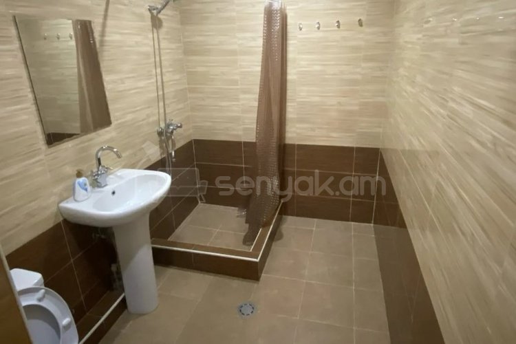 2 Սենյականոց Բնակարան, 60քմ, 2/14 հարկ, Կապիտալ Վերանորոգված, Կահավորված, Արևկող