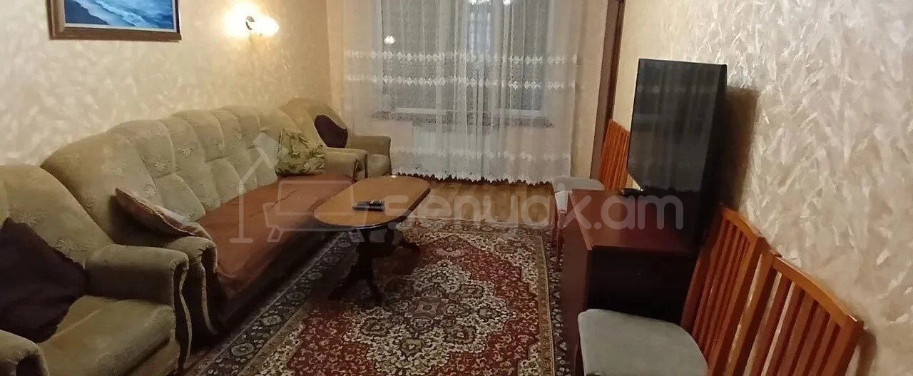 3 Սենյականոց Բնակարան, 81քմ, 4/4 հարկ, Նորմալ Վիճակում