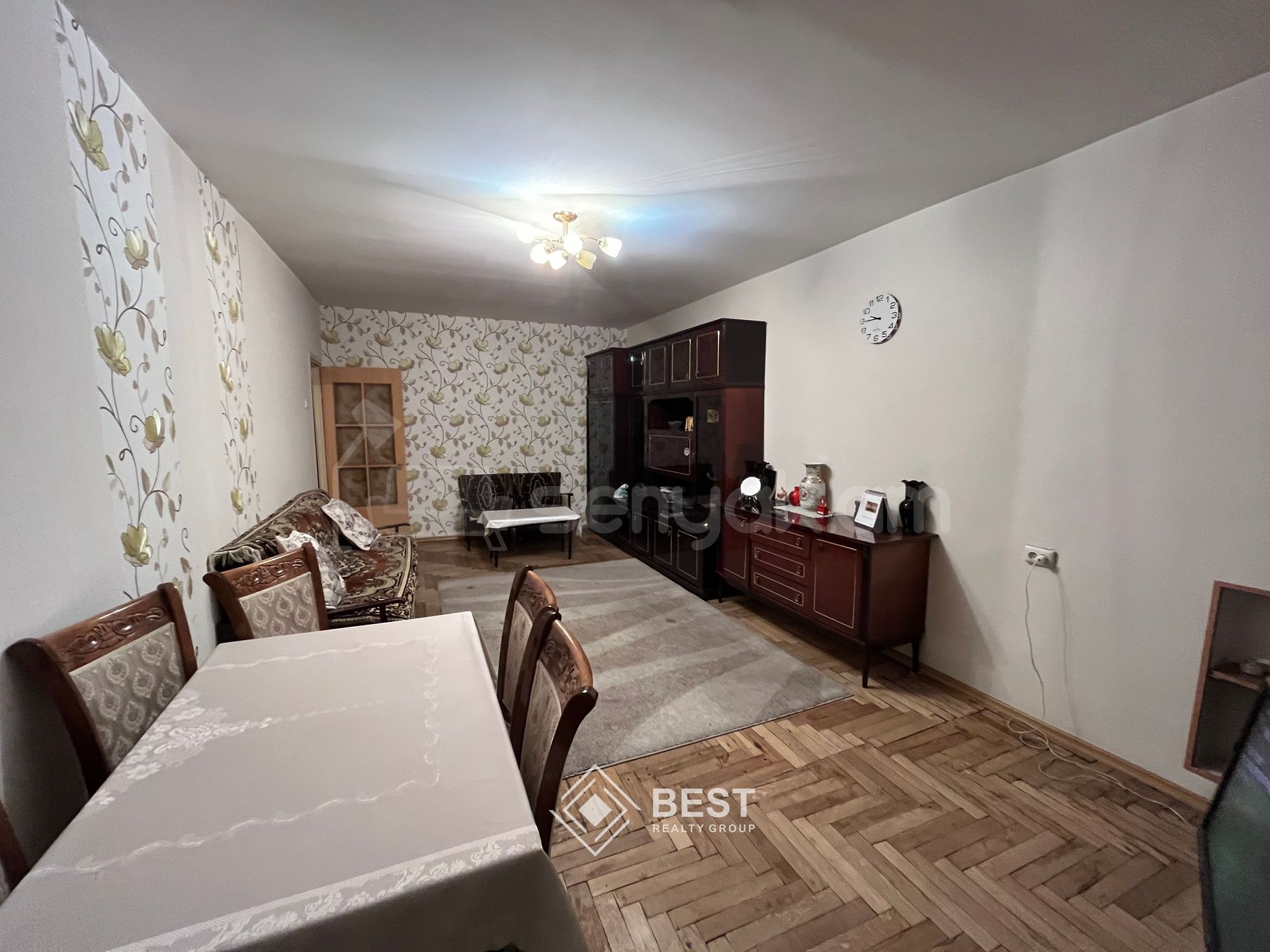 4 Սենյականոց Բնակարան Քարե Շենքում, 90քմ, 3/5 հարկ, Կոսմետիկ Վերանորոգված