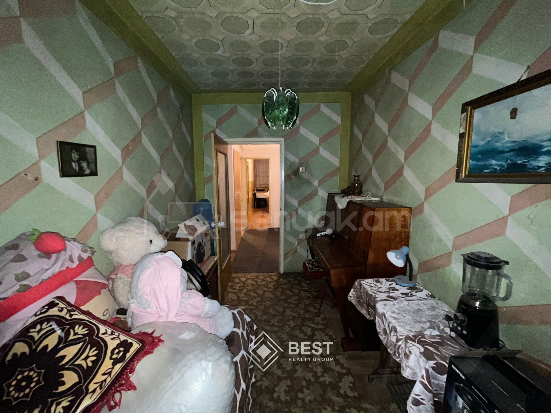 4 Սենյականոց Բնակարան Քարե Շենքում, 90քմ, 3/5 հարկ, Կոսմետիկ Վերանորոգված