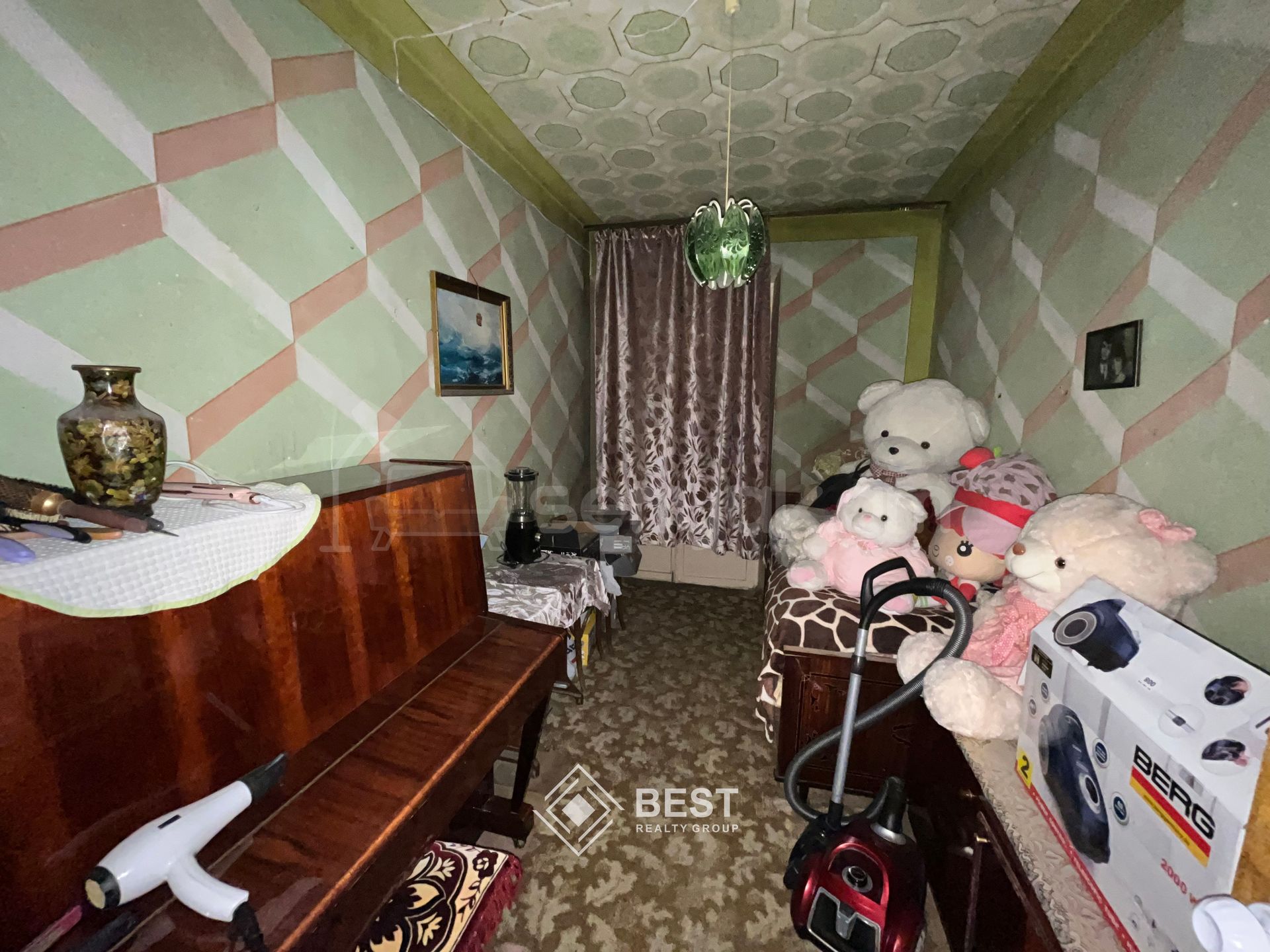 4 Սենյականոց Բնակարան Քարե Շենքում, 90քմ, 3/5 հարկ, Կոսմետիկ Վերանորոգված