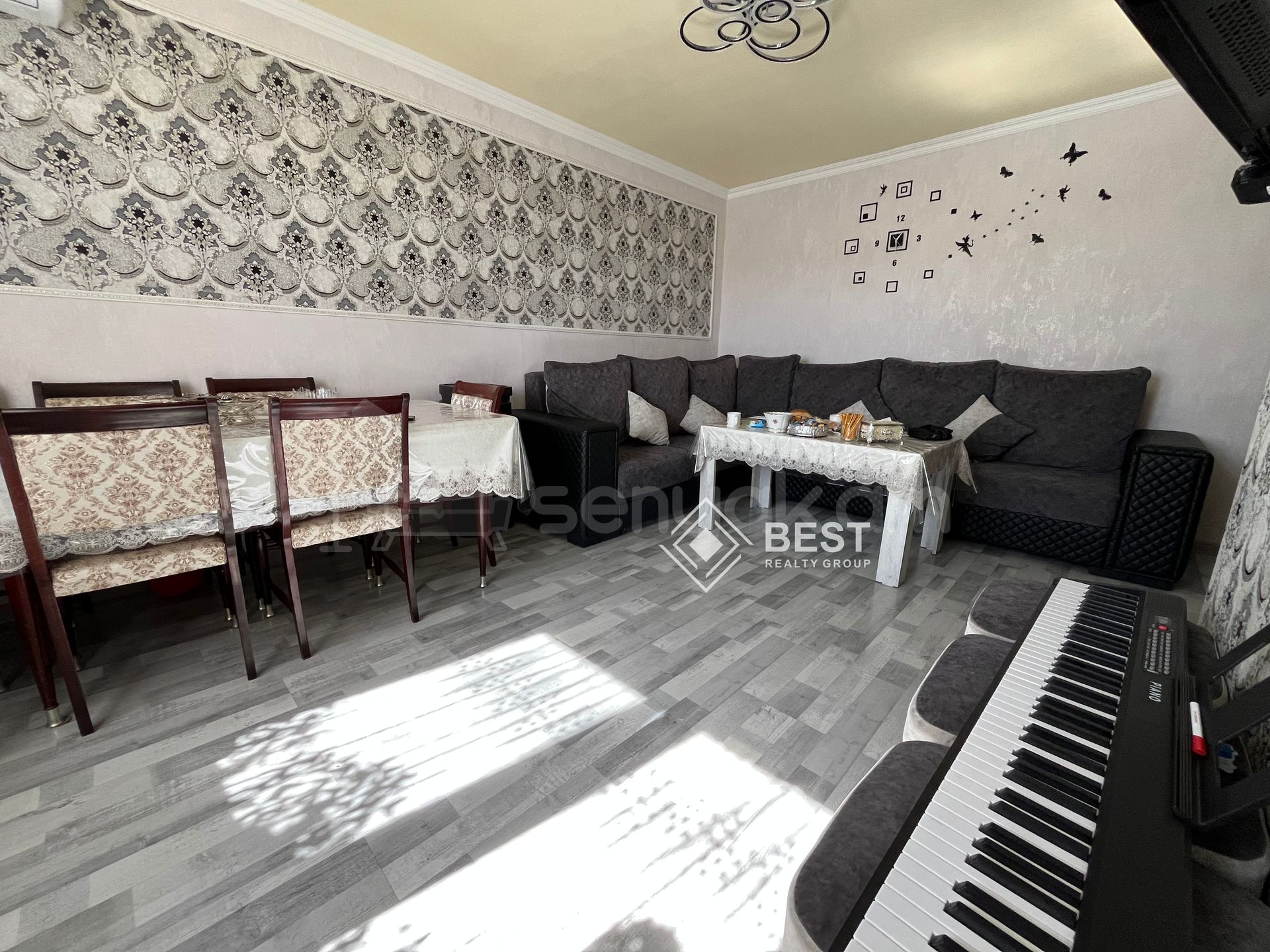 2 Սենյականոց Բնակարան Քարե Շենքում, 50քմ, 5/5 հարկ, Կապիտալ Վերանորոգված