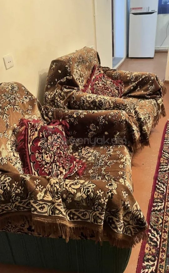 1 Սենյականոց Բնակարան Քարե Շենքում, 30քմ, 1/1 հարկ, Նորմալ Վիճակում, Կահավորված