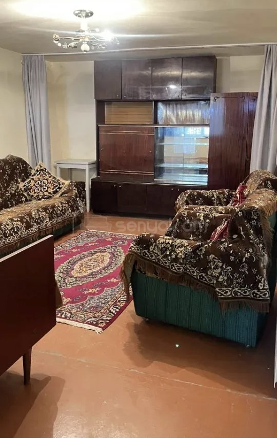 1 Սենյականոց Բնակարան Քարե Շենքում, 30քմ, 1/1 հարկ, Նորմալ Վիճակում, Կահավորված