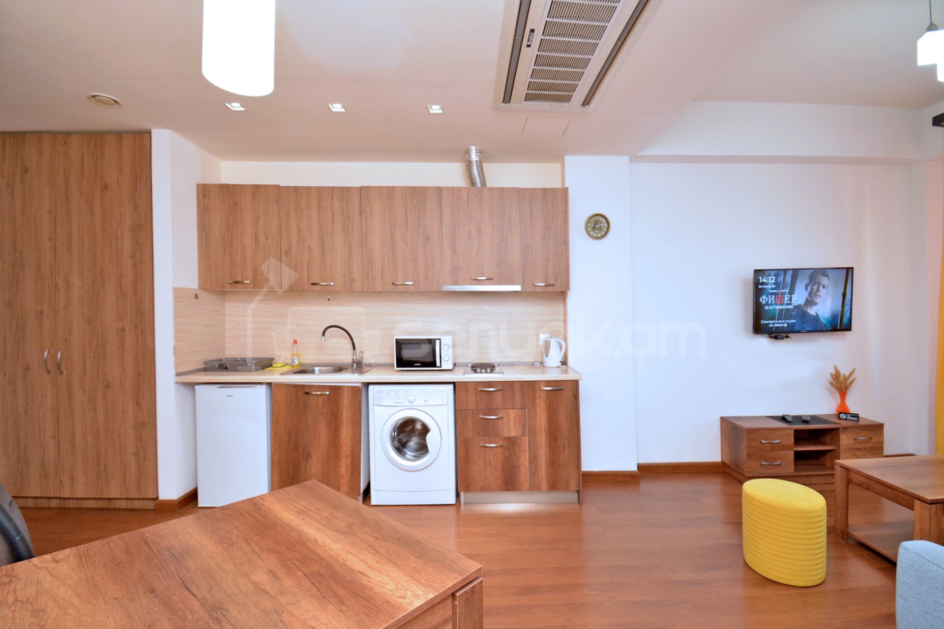 4 Սենյականոց Բնակարան Նորակառույցում, 39քմ, 8/15 հարկ, Կապիտալ Վերանորոգված