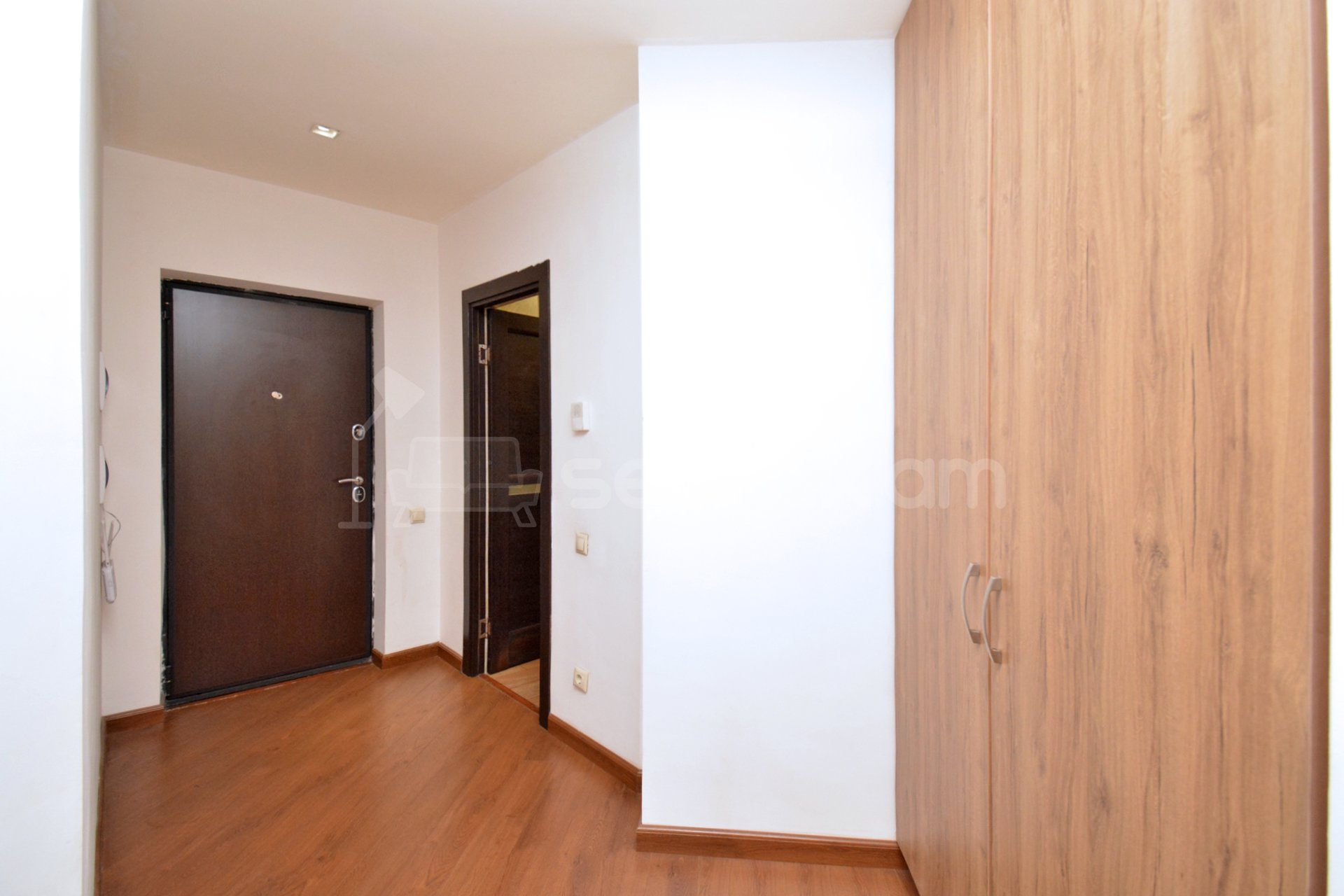 4 Սենյականոց Բնակարան Նորակառույցում, 39քմ, 8/15 հարկ, Կապիտալ Վերանորոգված