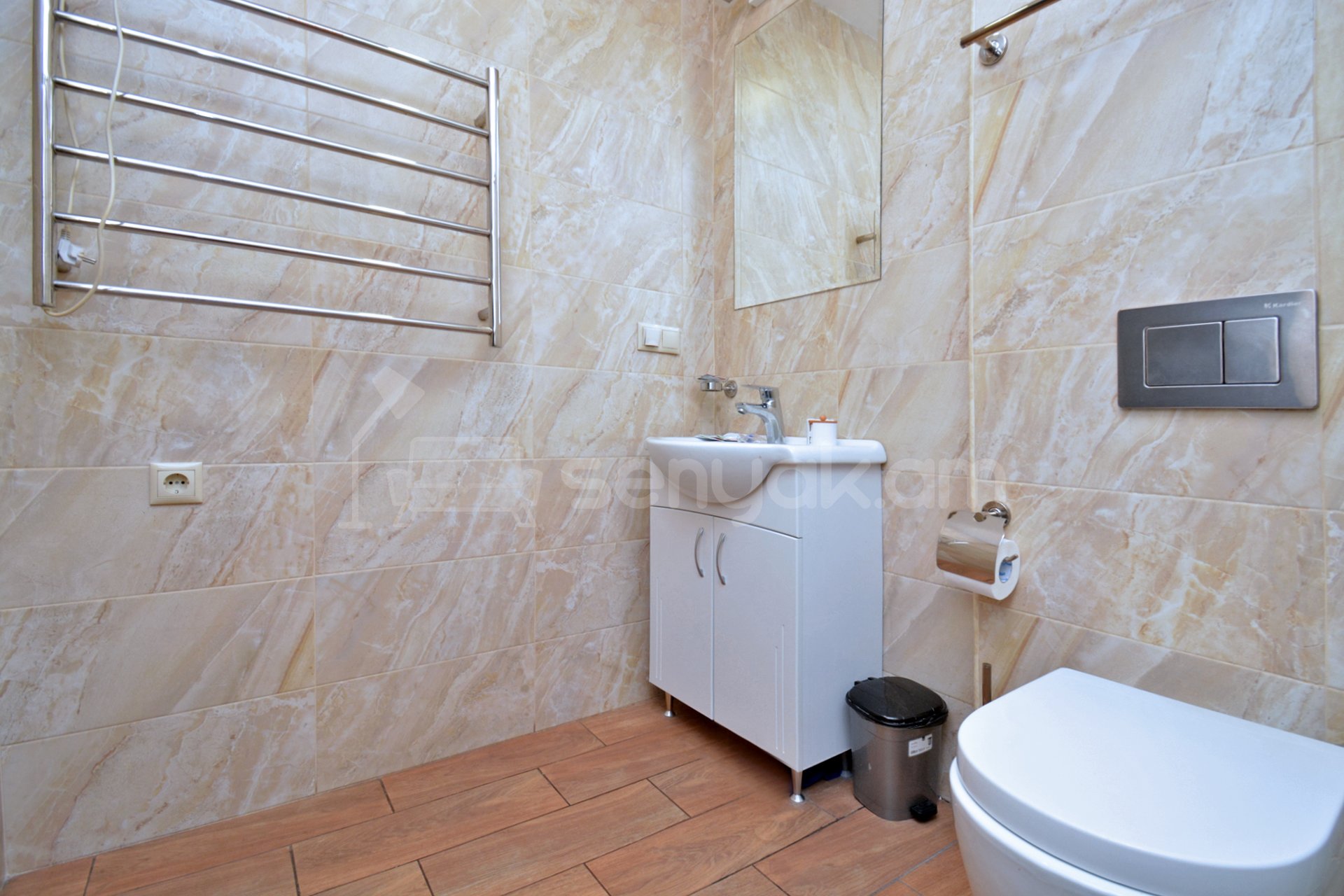 4 Սենյականոց Բնակարան Նորակառույցում, 39քմ, 8/15 հարկ, Կապիտալ Վերանորոգված