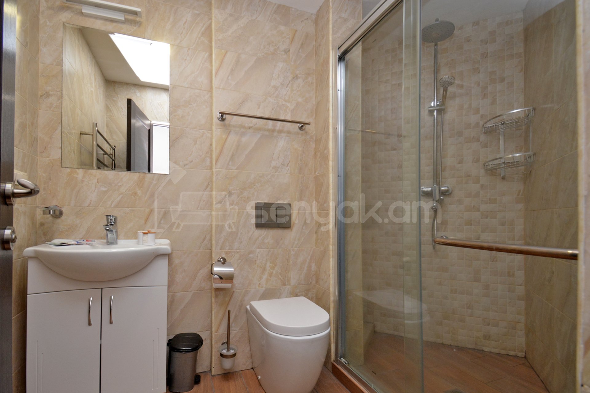 4 Սենյականոց Բնակարան Նորակառույցում, 39քմ, 8/15 հարկ, Կապիտալ Վերանորոգված