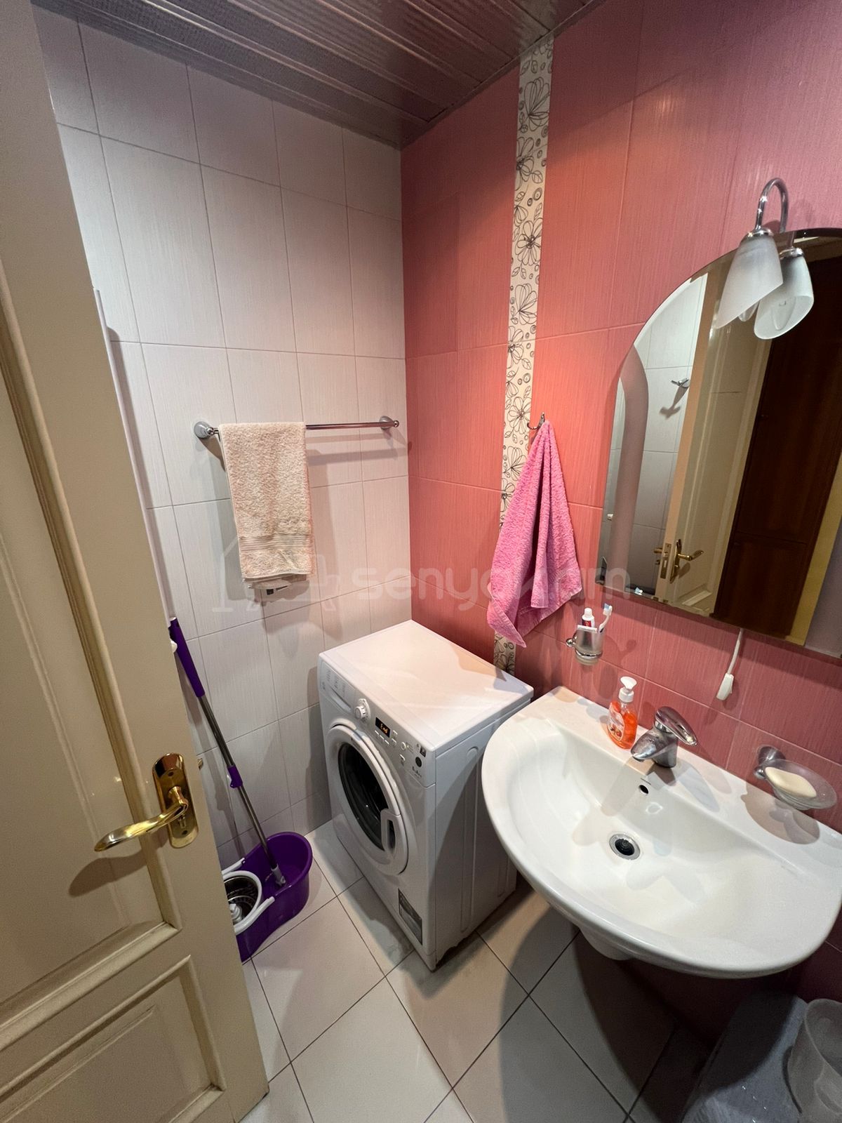 3 Սենյականոց Բնակարան, 87քմ, 2/9 հարկ, Նորմալ Վիճակում