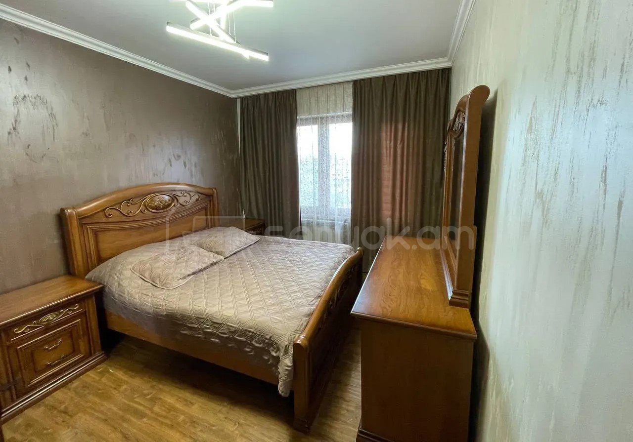 4 Սենյականոց Բնակարան, 79քմ, 8/9 հարկ, Կապիտալ Վերանորոգված