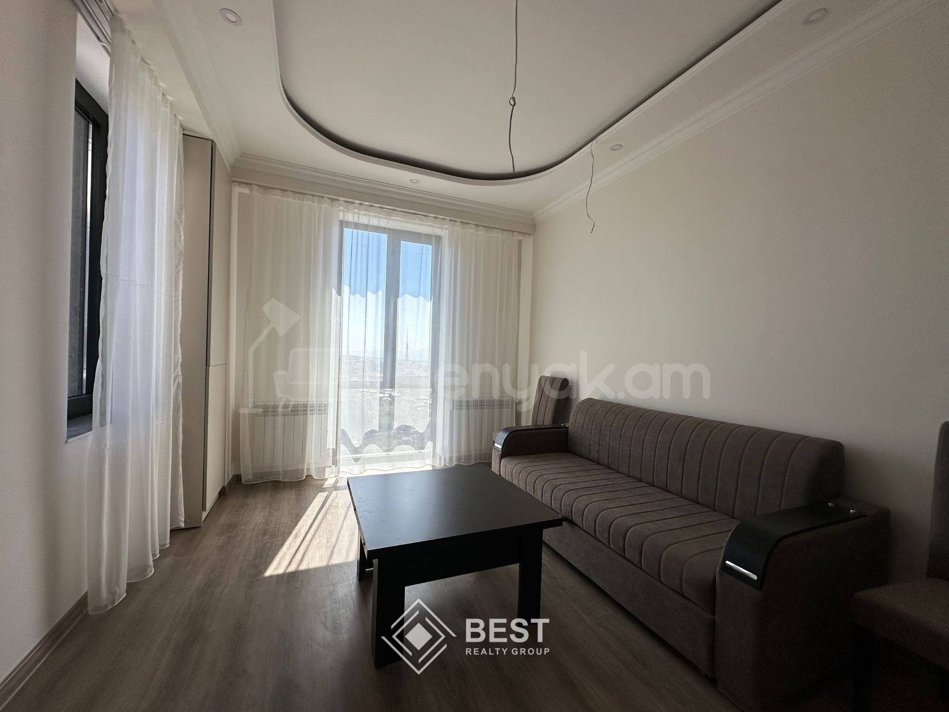 2 Սենյականոց Բնակարան, 52քմ, 13/15 հարկ, Կապիտալ Վերանորոգված, Կահավորված, Արևկող