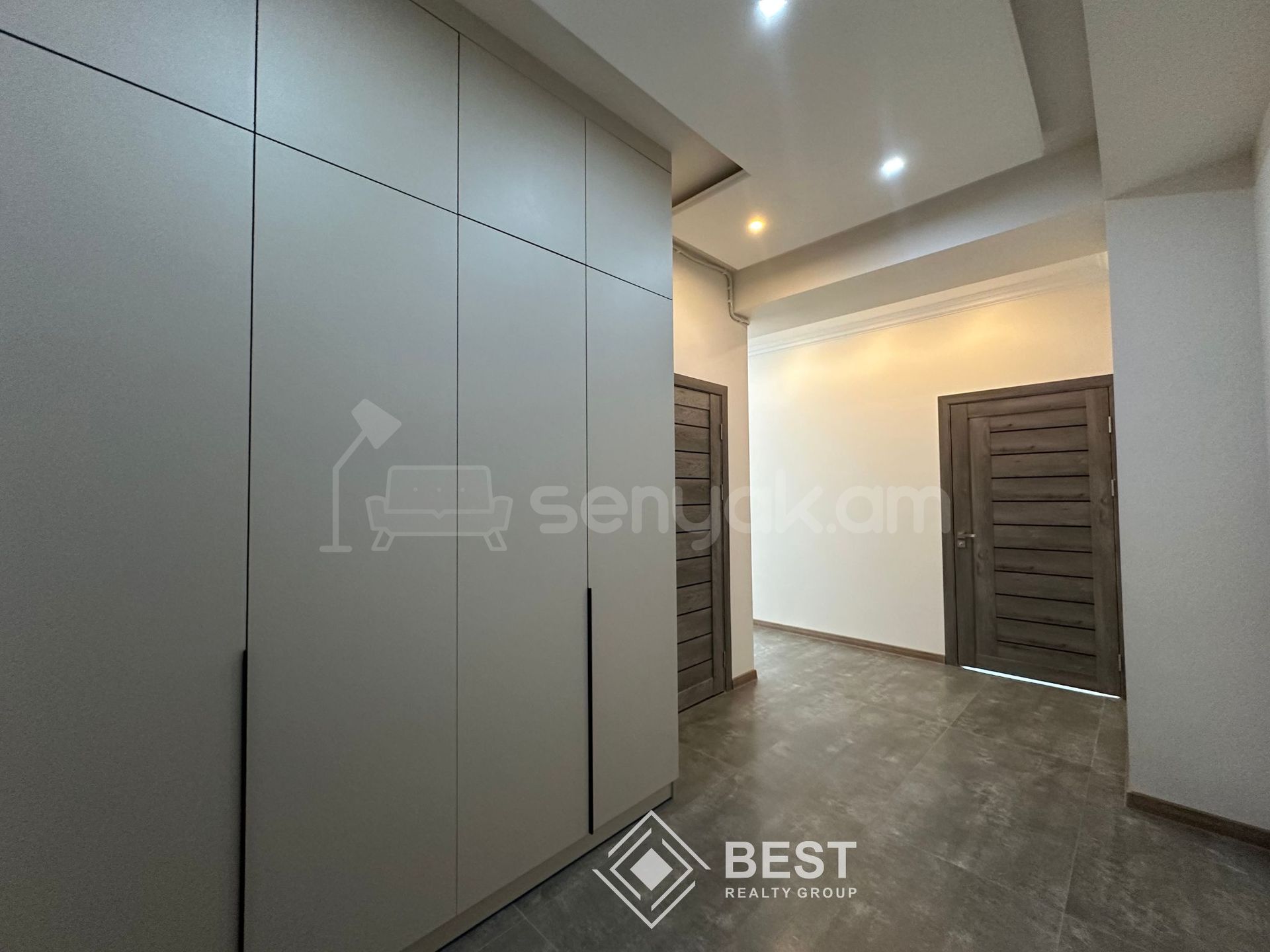 2 Սենյականոց Բնակարան, 52քմ, 13/15 հարկ, Կապիտալ Վերանորոգված, Կահավորված, Արևկող