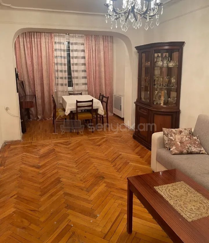 2 Սենյականոց Բնակարան Քարե Շենքում, 48քմ, 3/5 հարկ, Կոսմետիկ Վերանորոգված, Կահավորված, Արևկող