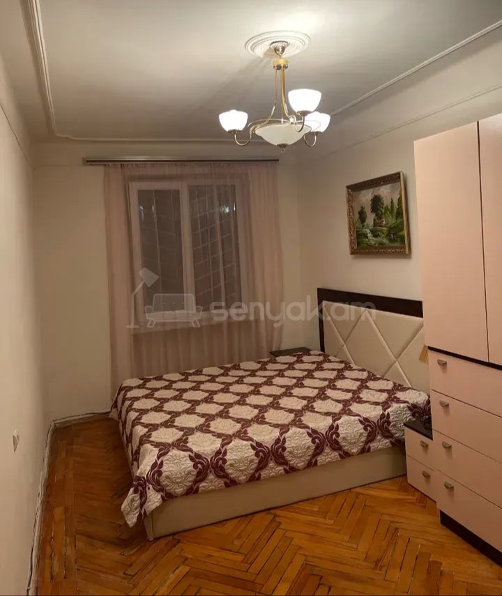 2 Սենյականոց Բնակարան Քարե Շենքում, 48քմ, 3/5 հարկ, Կոսմետիկ Վերանորոգված, Կահավորված, Արևկող