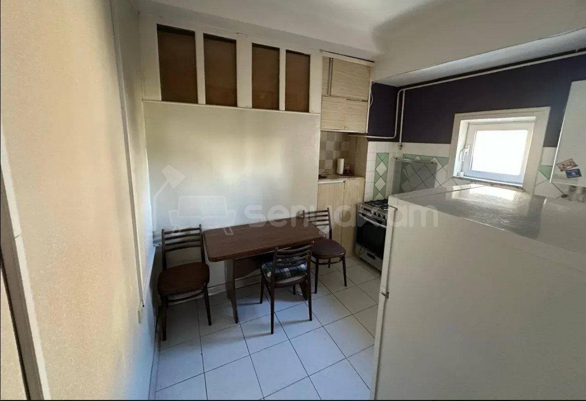 3 Սենյականոց Բնակարան, 90քմ, 6/9 հարկ, Կապիտալ Վերանորոգված, Կահավորված