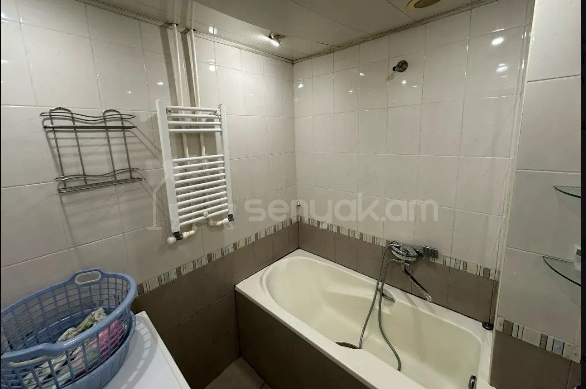 3 Սենյականոց Բնակարան, 90քմ, 6/9 հարկ, Կապիտալ Վերանորոգված, Կահավորված