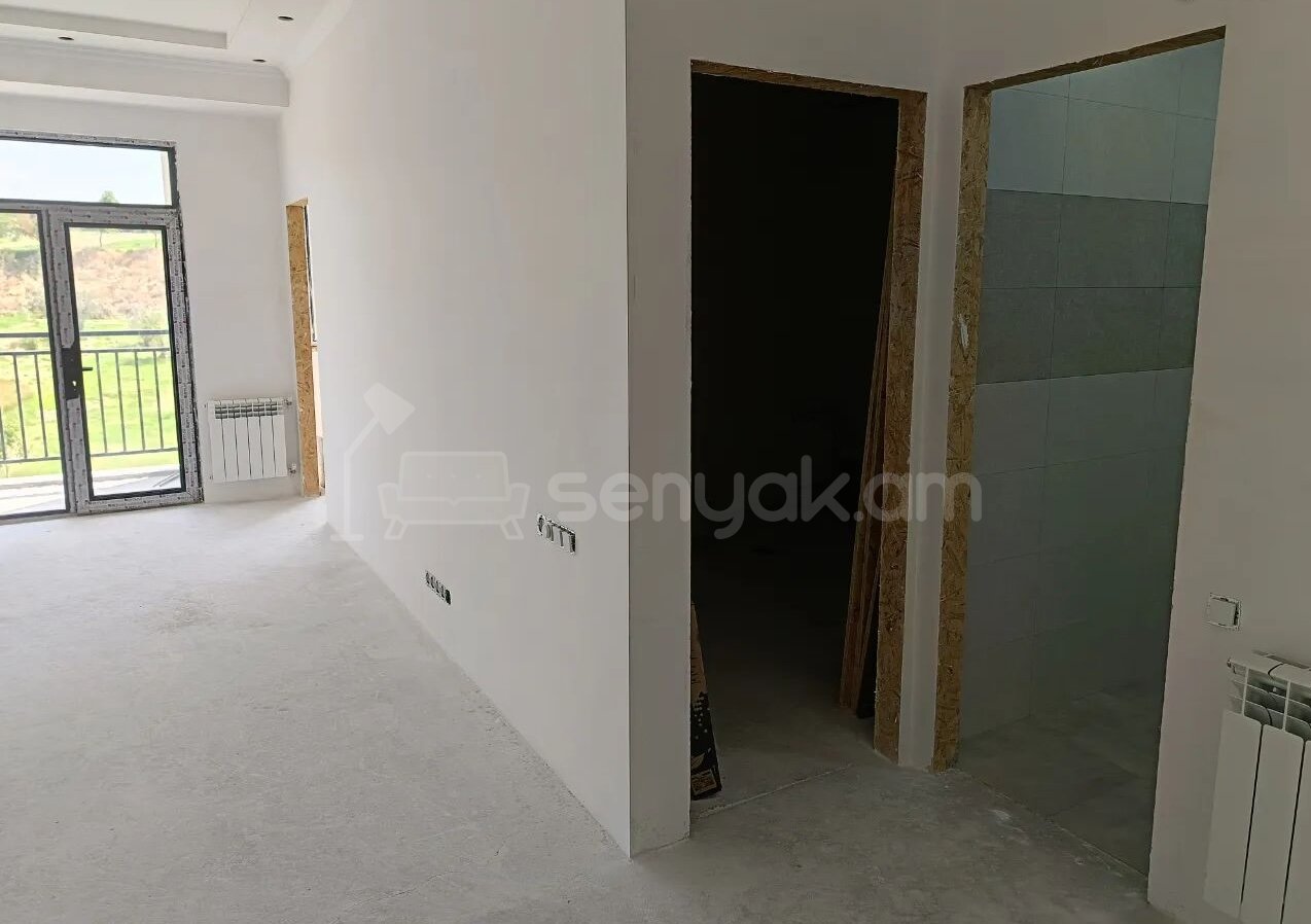 3 Սենյականոց Բնակարան, 54քմ, 3/10 հարկ, Զրոյական Վիճակում