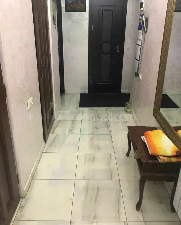 4 Սենյականոց Բնակարան Քարե Շենքում, 105քմ, 1/4 հարկ, Կապիտալ Վերանորոգված